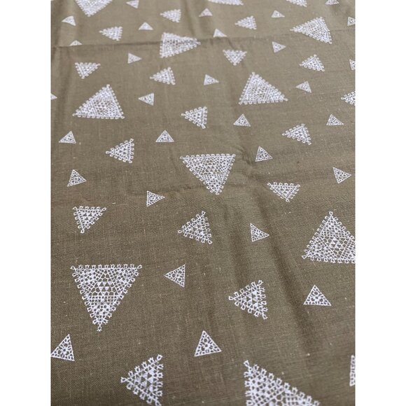 Vintage Style Fabric with White Triangle Patterns Cotton Material 1/2 Yard 38" W - Picture 1 of 6